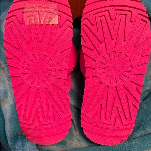 UGG Disco Slides - Picture 3 of 5